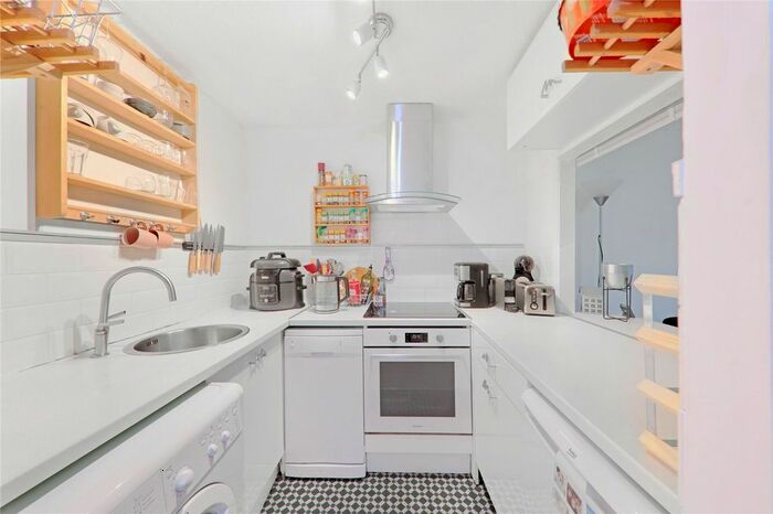 1 Bedroom Property To Rent In Abingdon Close, Old Kent Road, SE1