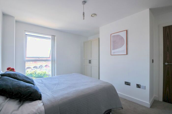 2 Bedroom Flat To Rent In Ordsall Lane, Salford, M5