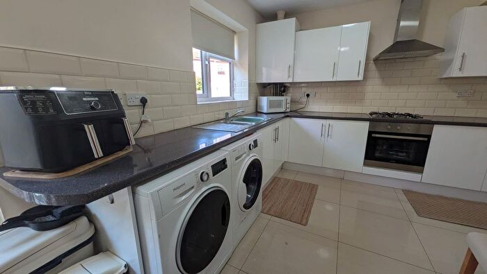 3 Bedroom Property To Rent In The Grove, Birmingham, B43