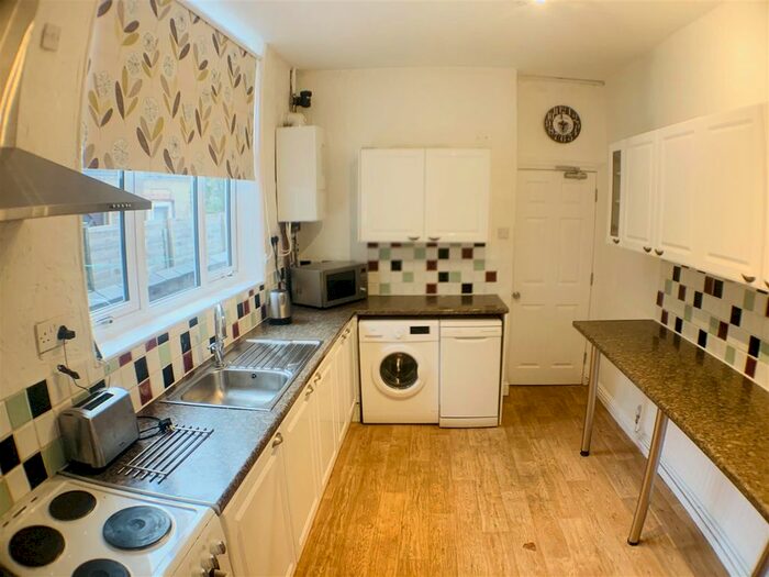 4 Bedroom Terraced House To Rent In High Lane, Burslem, Stoke-On-Trent ST6