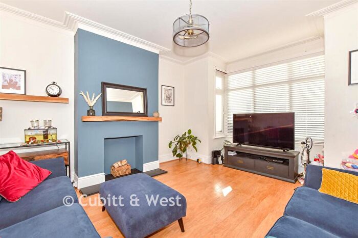 3 Bedroom Terraced House For Sale In Inhurst Road, Portsmouth, Hampshire, PO2