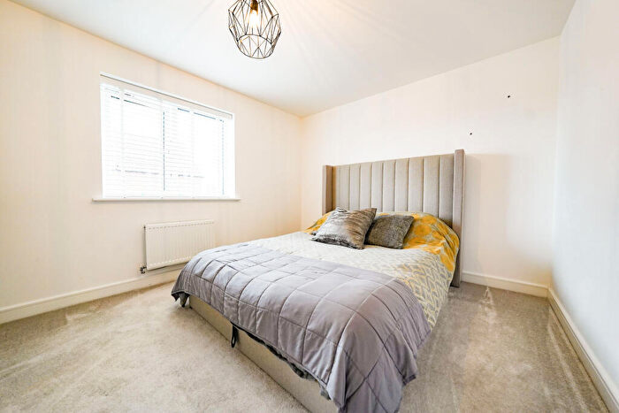 2 Bedroom End Of Terrace House To Rent In Mancetter Close, Kirby Muxloe, Leicester, Leicestershire, LE9
