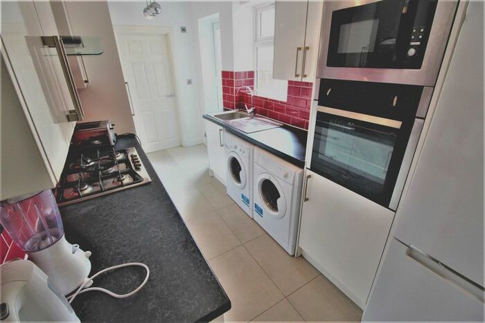 5 Bedroom Terraced House To Rent In Brays Lane, Coventry, CV2