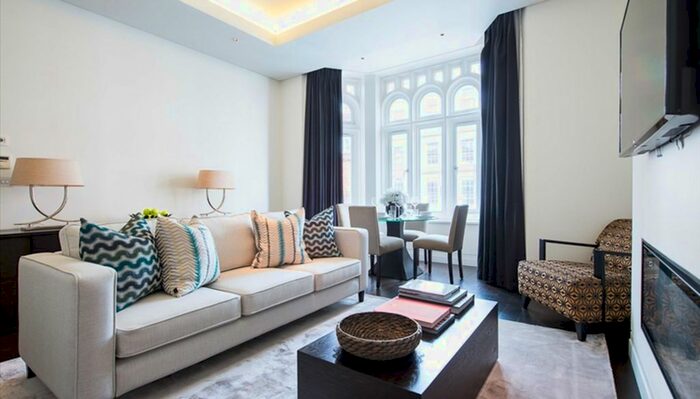 1 Bedroom Flat To Rent In Green Street, Mayfair, W1K