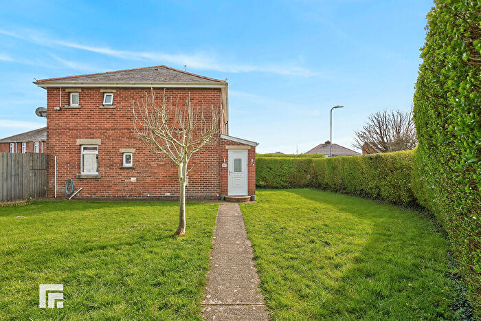 3 Bedroom Semi Detached House For Sale In Hinchsliff Avenue, Barry, CF62