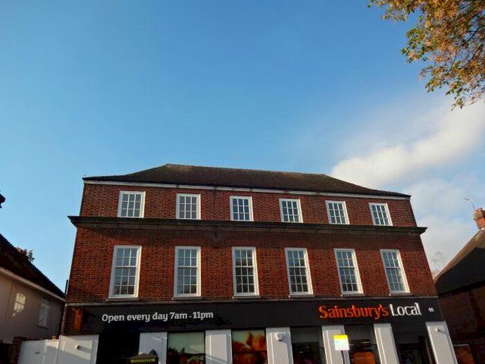 1 Bedroom Flat To Rent In High Street, Ruislip, HA4