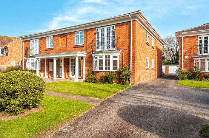 2 Bedroom Flat To Rent In Regency Court, Rogate Road, Tarring Worthing, West Sussex, BN13