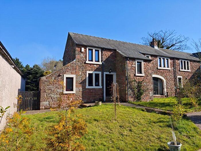 3 Bedroom Character Property To Rent In Rosebank, Brampton, CA8