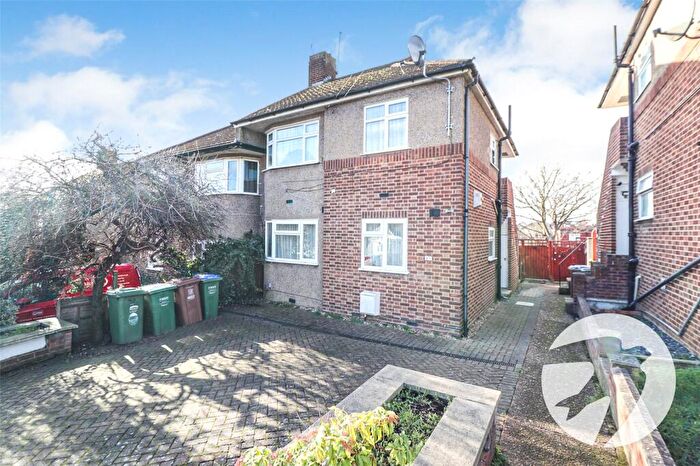 2 Bedroom Maisonette For Sale In Edendale Road, Bexleyheath, DA7