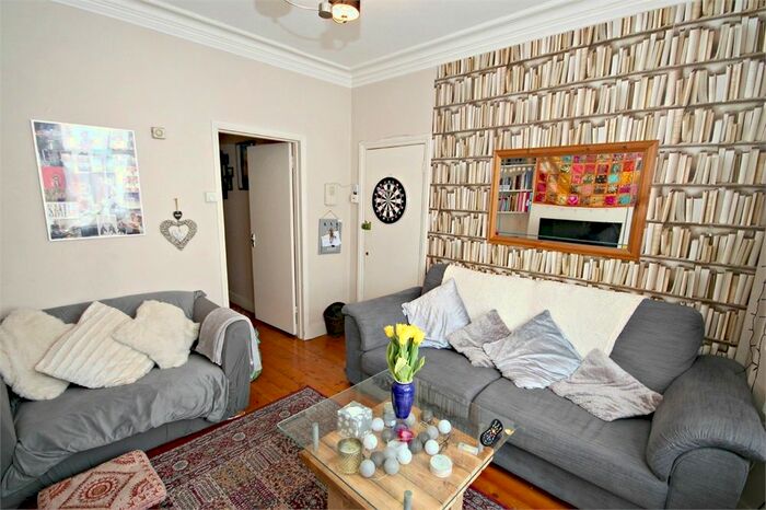 1 Bedroom Flat To Rent In Gowan Road, Willesden, London, NW10