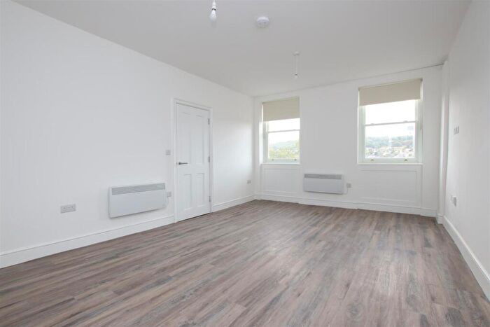 1 Bedroom Flat To Rent In Bladud Buildings, Bath, BA1