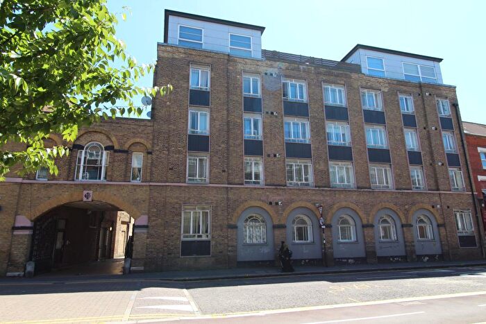 1 Bedroom Apartment To Rent In The Gatehouse, High Street, Romford, Essex, RM1