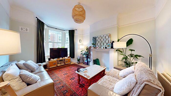 3 Bedroom Terraced House To Rent In Cheltenham Terrace, Newcastle Upon Tyne, NE6