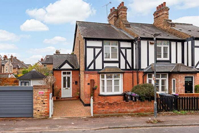 3 Bedroom End Of Terrace House For Sale In Parkhurst Road, Hertford, SG14