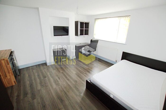 1 Bedroom End Of Terrace House To Rent In Welford Road, Clarendon Park, LE2