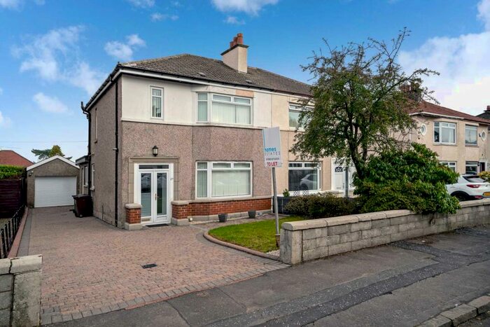 3 Bedroom Semi-Detached House To Rent In Balmoral Road, Elderslie, PA5