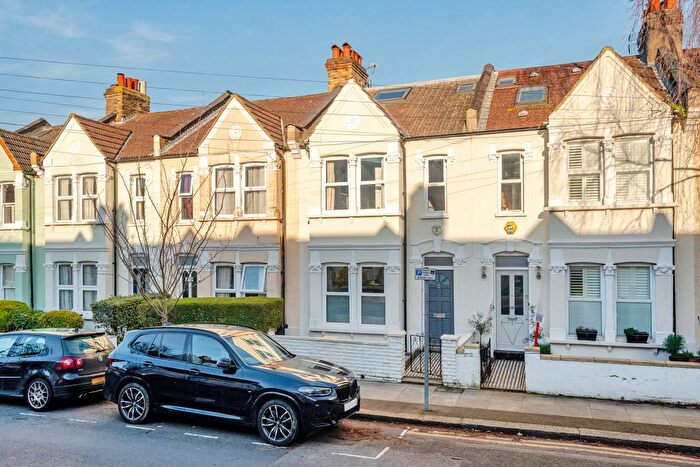3 Bedroom Terraced House For Sale In Havelock Road, Wimbledon, London, SW19