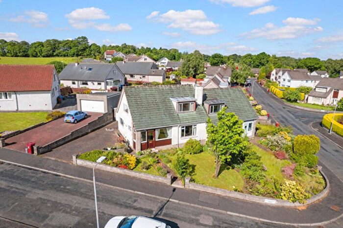 3 Bedroom Semi Detached House For Sale In Skythorn Way, Falkirk, FK1