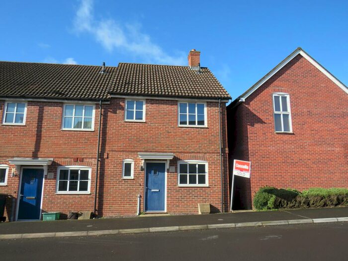 2 Bedroom House To Rent In Allen Road, Shaftesbury, SP7
