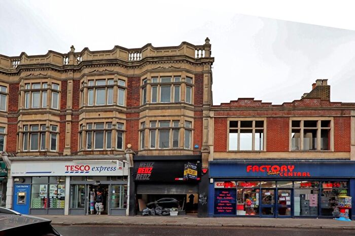 3 Bedroom Maisonette To Rent In Broadway, Leigh-on-Sea, SS9