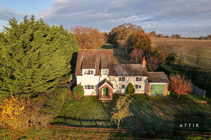 3 Bedroom Cottage For Sale In Low Road, Bramfield, Halesworth, IP19