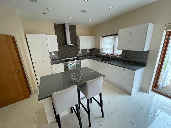 4 Bedroom Property To Rent In Grosvenor Road, Manchester, M16