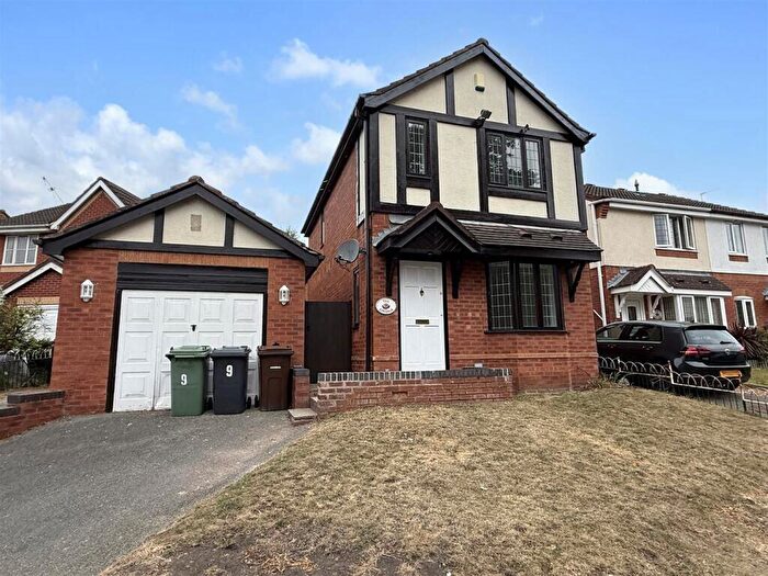 3 Bedroom Detached House For Sale In Oakwood Drive, Prenton, Merseyside, CH43