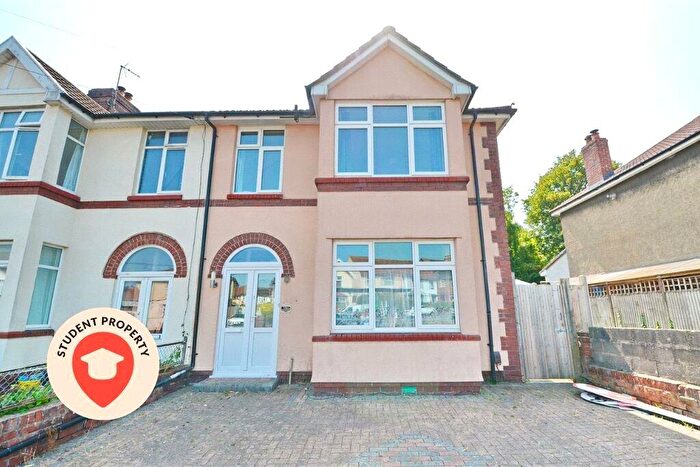 6 Bedroom Semi Detached House To Rent In Ingmire Road, Eastville, Bristol, BS5