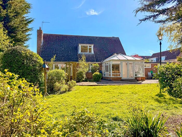 4 Bedroom Detached House For Sale In Quaker Close, Kings Ripton, PE28