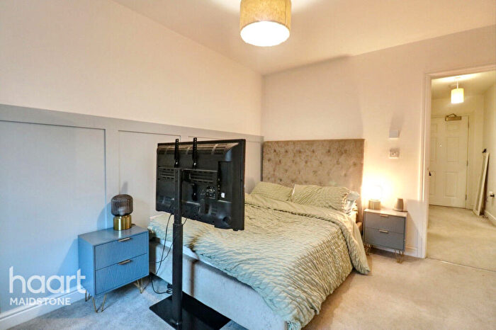 1 Bedroom Apartment For Sale In Bolton Place, Maidstone, ME14