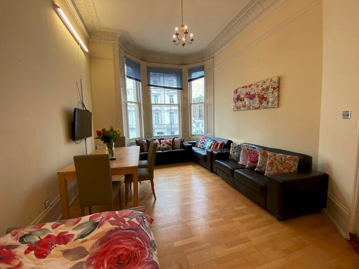 2 Bedroom Flat To Rent In Cromwell Road, London, SW7