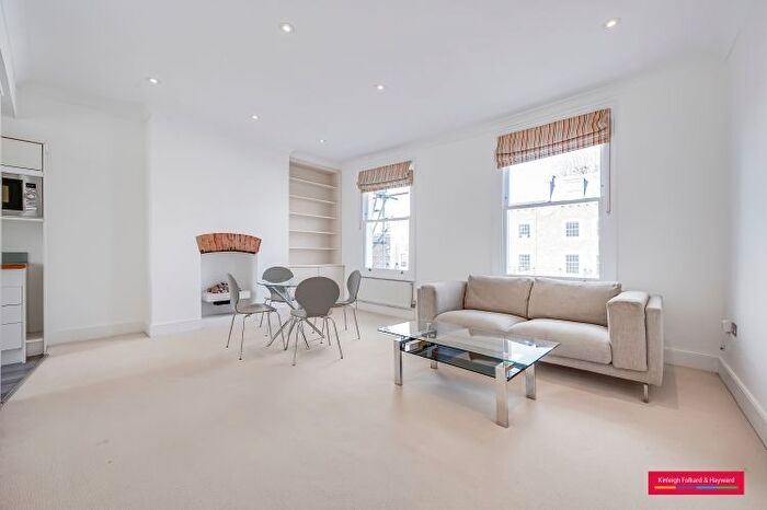 2 Bedroom Flat To Rent In Moore Park Road, London, SW6