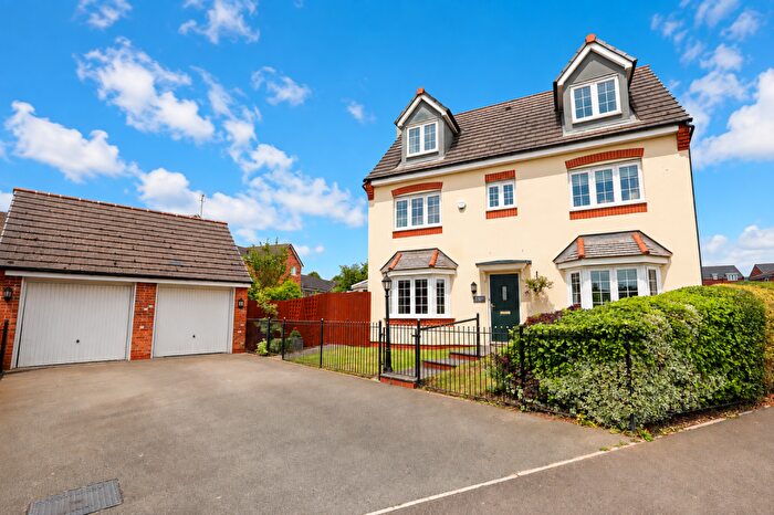 5 Bedroom Detached House For Sale In Wesham Park Drive, Wesham, Preston, PR4
