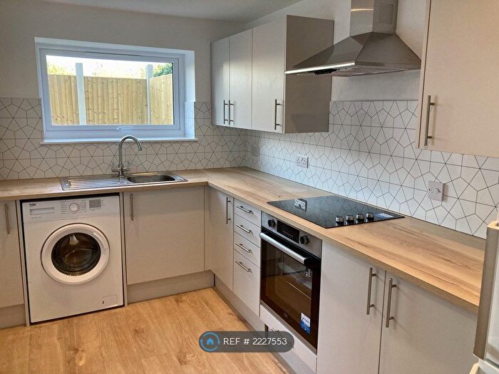 1 Bedroom Flat To Rent In St. Johns Road, Dover, CT17