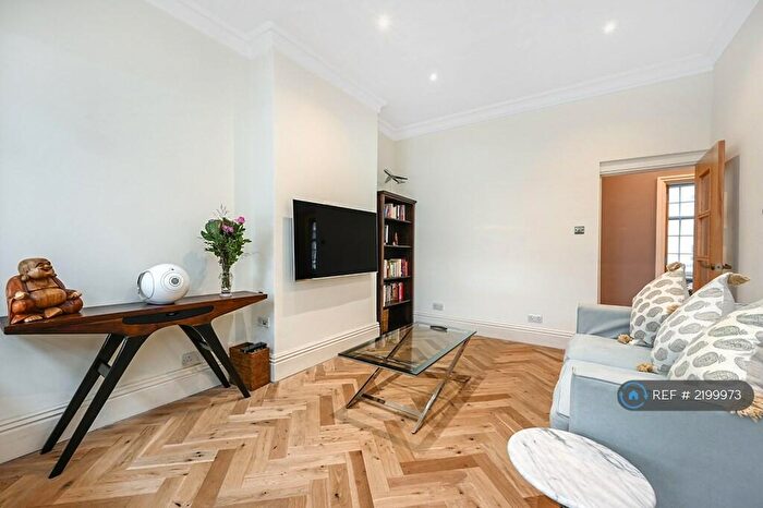2 Bedroom Flat To Rent In Chelsea, London, SW10