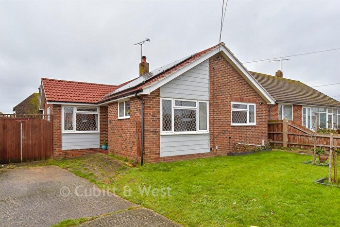 3 Bedroom Detached Bungalow For Sale In Kent Road, Littlehampton, West Sussex, BN17