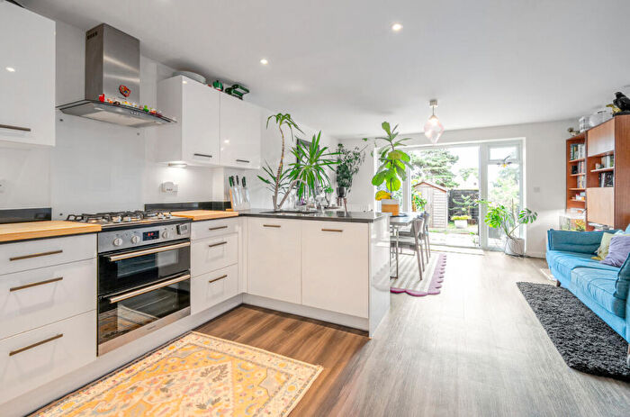 3 Bedroom End Of Terrace House For Sale In George Elliston Road, Ipswich, Suffolk, IP3