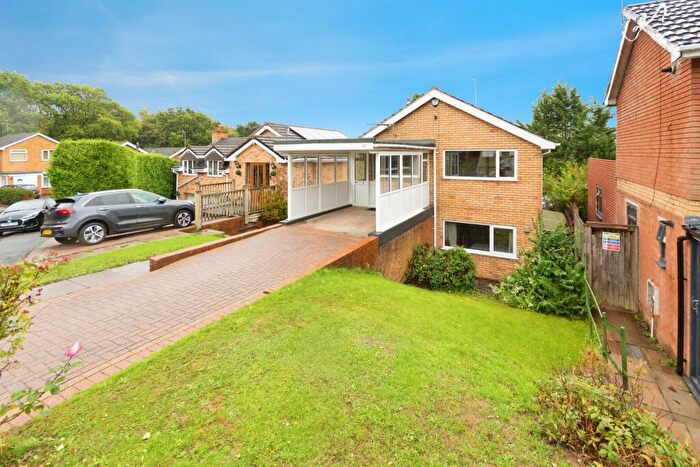 4 Bedroom Detached House For Sale In Minton Road, Birmingham, B32