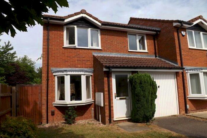 3 Bedroom Property To Rent In Mandrill Close, Cambridge, CB1