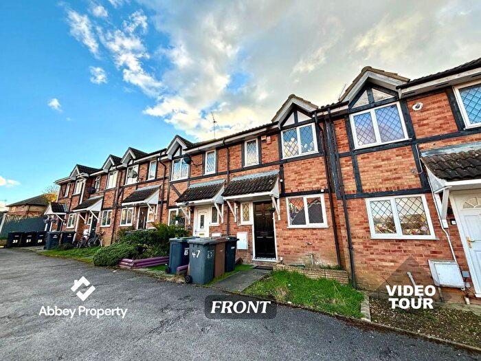 2 Bedroom Terraced House To Rent In Swan Mead, Luton, LU4