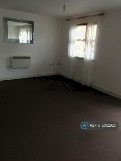1 Bedroom Flat To Rent In Bell Street, London, SE18