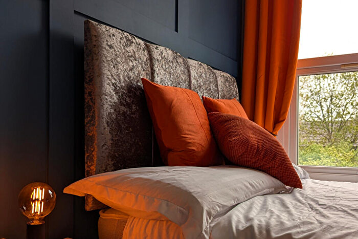 1 Bedroom Town House To Rent In Top Road, Chesterfield, S44