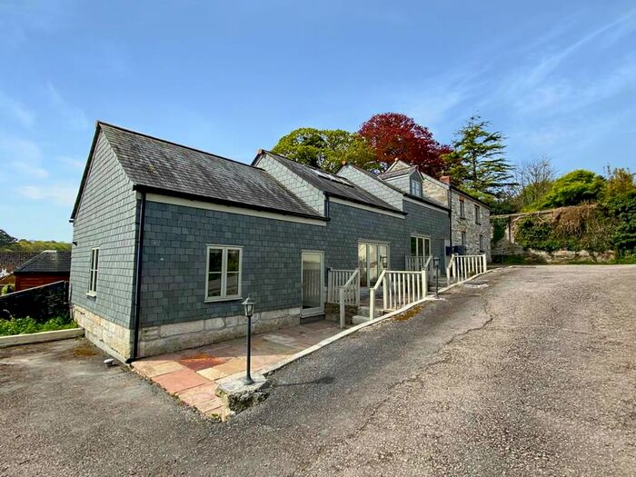 4 Bedroom Detached House To Rent In Union Hill, St. Columb, TR9