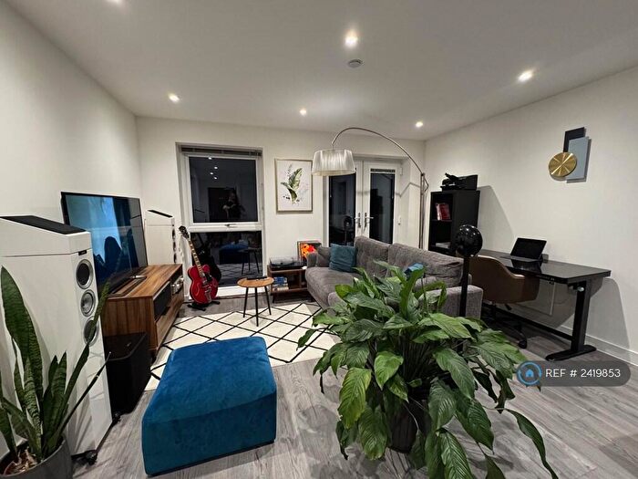 2 Bedroom Flat To Rent In Block B Alexandra Park, Leeds, LS4