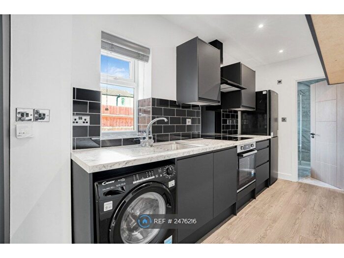 2 Bedroom Flat To Rent In Mill Road, Wellingborough, NN8