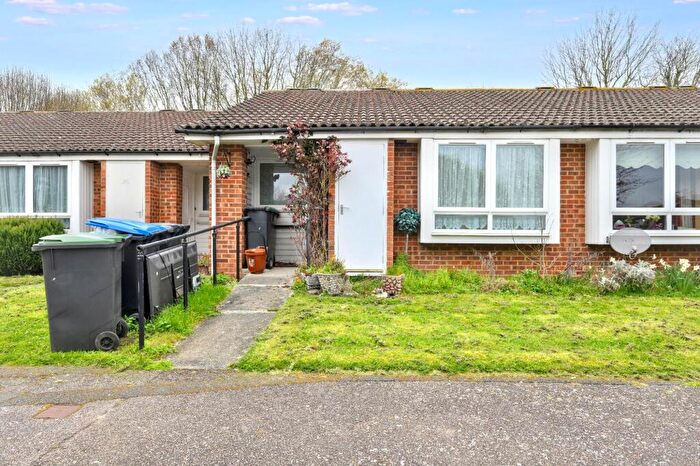 1 Bedroom Bungalow For Sale In Madells, Epping, CM16