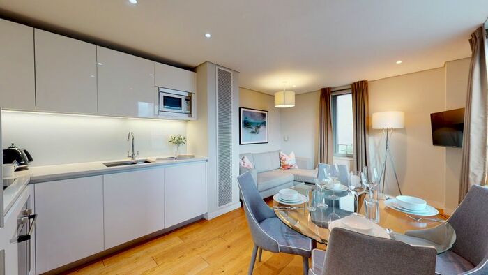 3 Bedroom Flat To Rent In Merchant Square East, London, W2