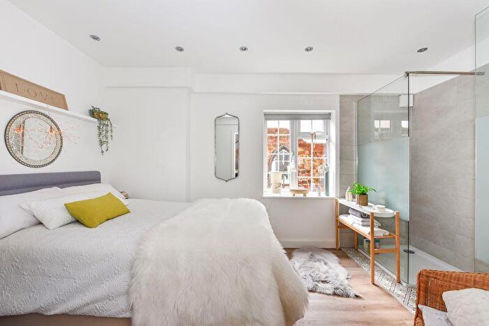 3 Bedroom Terraced House For Sale In Nile Street, Emsworth, PO10