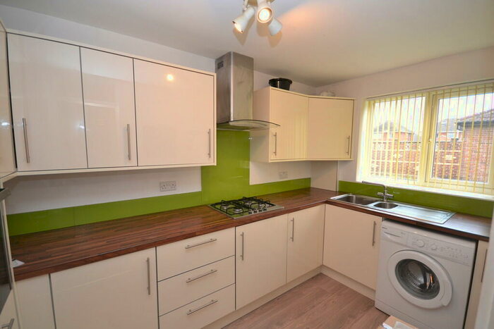 2 Bedroom Ground Maisonette To Rent In Lucerne Close, Wilford, NG11