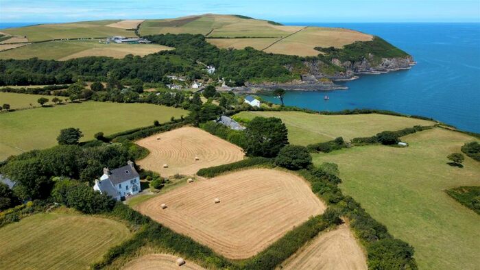 4 Bedroom Detached House For Sale In Ty Llwyd, Cwm-Yr-Eglwys, Dinas Cross, Newport, SA42